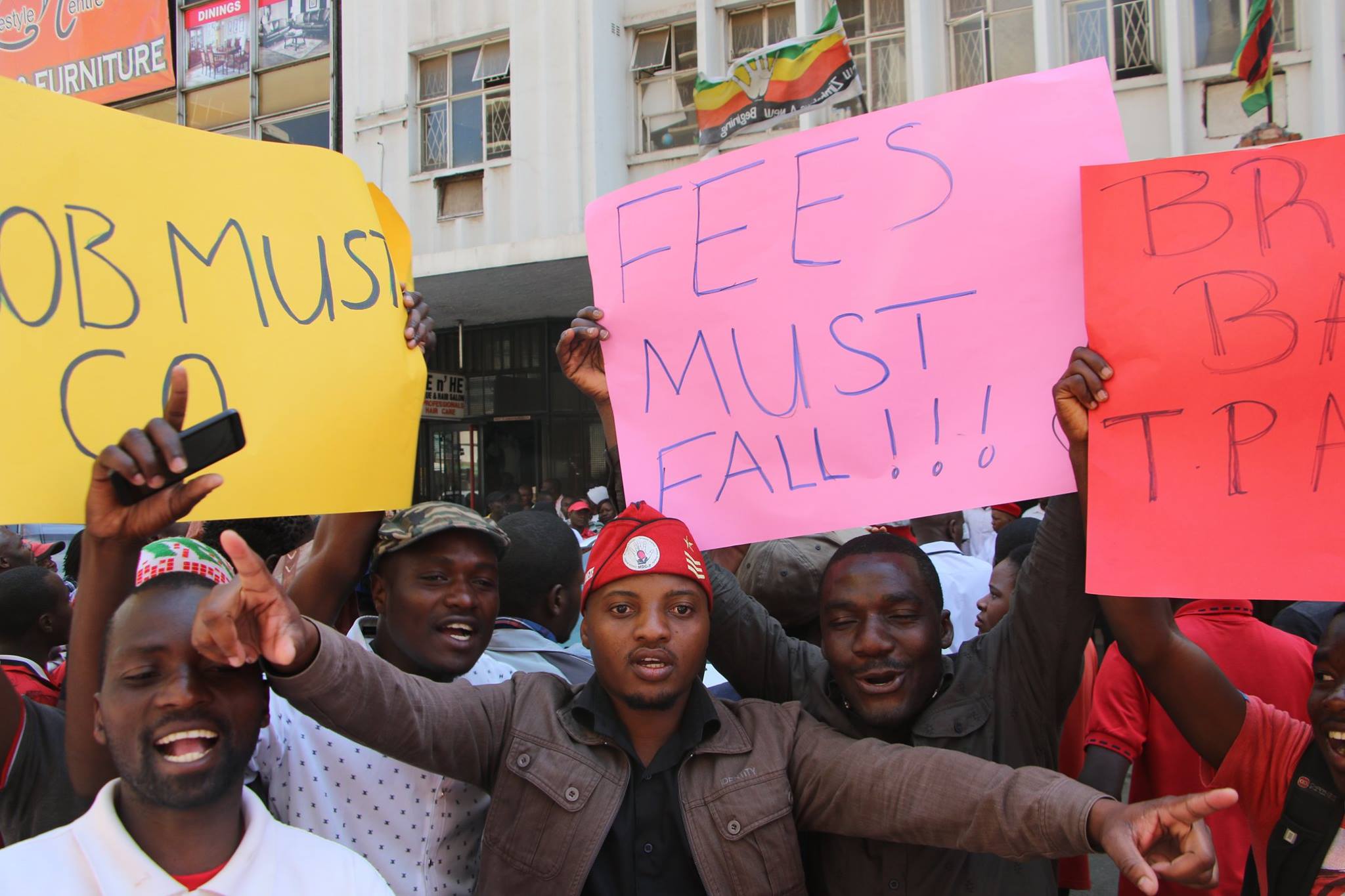 The demonstration, #MyZimbabwe, was organised by the MDC-T youth wing which says it is angered by increasing heavy-handedness of the police when dealing with protesters