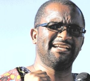 MDC-T national spokesperson Douglas Mwonzora