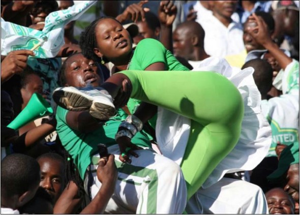 capsunitedsele.jpg Caps United fans celebrate