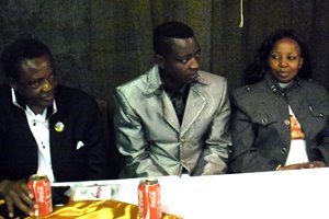 denderabash-suluman Webster Shamu, Suluman Chimbetu and an unnamed woman