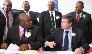 Savior Kasukuwere and Dave Brown from Zimplats who were arm twisted into ceding shares