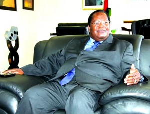 Obert Mpofu