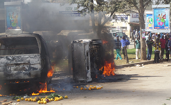 Angry vendors react to municipal police in Masvingo