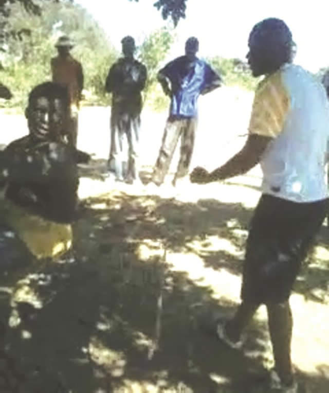 Mob justice…as villagers lynch thief