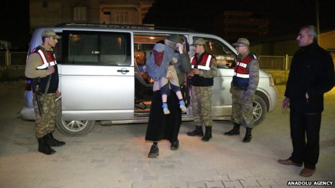 Nine Britons were detained by Turkish security forces as they allegedly tried to cross into Syria