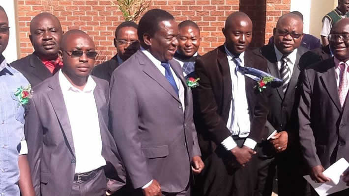 Tonderai Chidawa (to the right of Mnangagwa) claimed to be then Vice President Emmerson Mnangagwa's son in May 2015