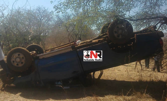 According to a Nehanda Radio citizen reporter the accident happened on Saturday at the Zaka turnoff near Buffalo Range airport in Chiredzi