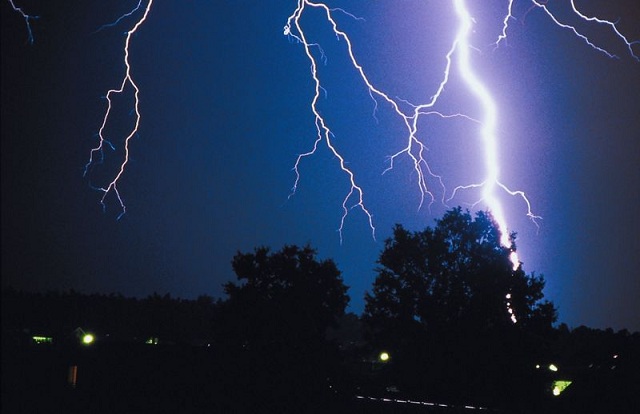 Nkayi family lightning terror