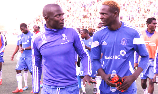 Takesure Chinyama (left) seen here with Roderick Mutuma (picture by NewsDay)