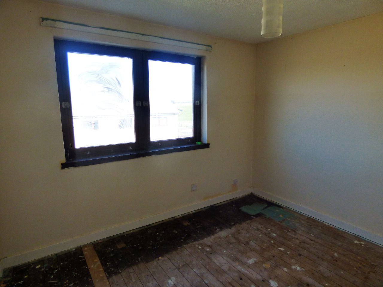 Inside Britain's cheapest house - on sale for just £1