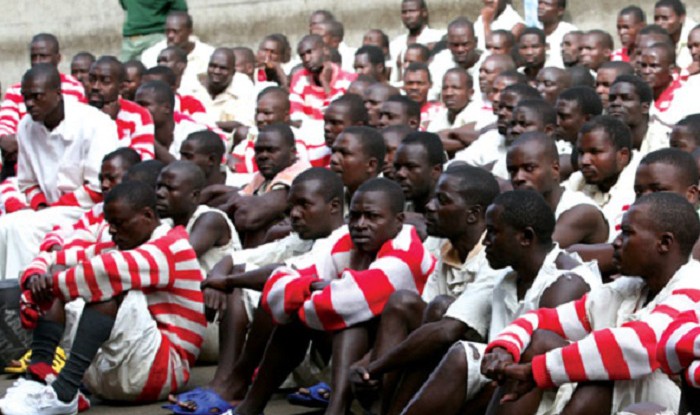 File picture of prisoners in Zimbabwe