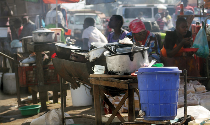 Harare City Council and vendors are headed for a showdown after the local authority banned illegal vending of food in the Harare Metropolitan area following a typhoid outbreak which claimed two lives in Mbare.