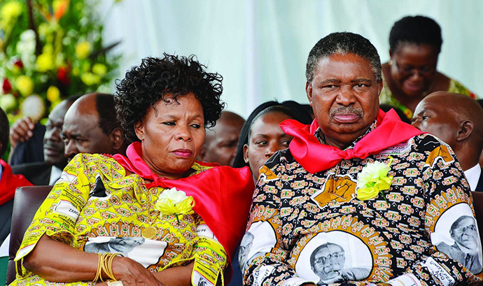 Vice President Phelekezela Mphoko (right)