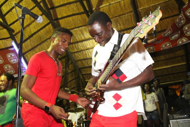 Alick Macheso (right) and his dancer Selemani “Majuice” Mpochi on stage at Pamuzinda Ice and Fire