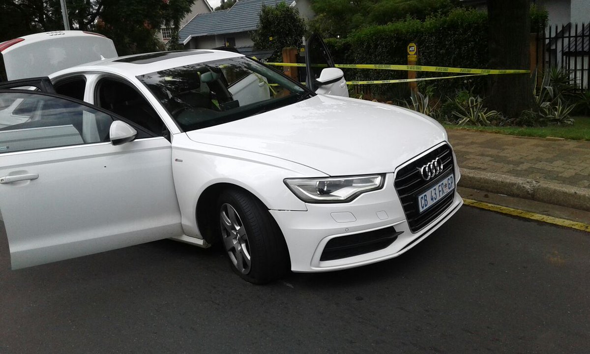 Two police officers were wounded in a shoot-out with suspected armed robbers and car hijackers in Greenside in Johannesburg on Saturday. Photo: SAPS