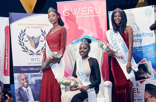 Miss Gweru Lisa Nyamdela, with first princess Chipo Chigwende and second princess Mihlayenkosi Malibha