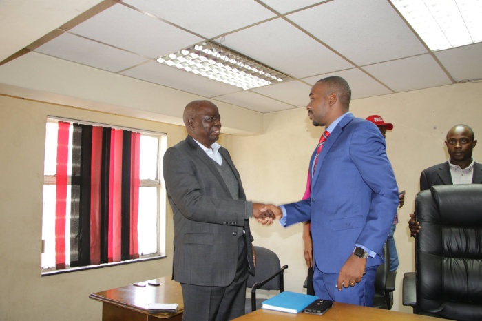 Opposition leader Nelson Chamisa meets Dzikamai Mavhaire at the MDC headquarters in Harare