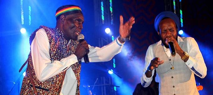 oliver mtukudzi and winky d