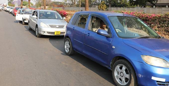 Fuel-queues-