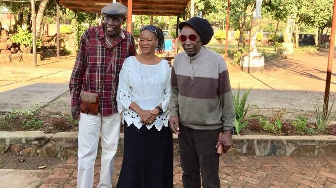 Oliver Mtukudzi with wife Daisy and Thomas Mapfumo