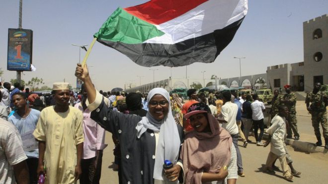 Demonstrators in Khartoum have vowed to continue their sit-in until a civilian government is in place