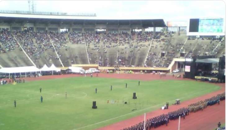 President Emmerson Mnangagwa's bid to preside over a successful 39th anniversary of the Independence of Zimbabwe flopped after a massive rainfall scattered the attendees who filled about half of the National Sports Stadium.