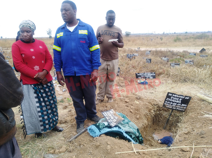 The body of the late Ryan Zinyemba, 4, had its legs as well as one hand cut off in a case of suspected rituals at Granville Cemetery. (Picture by H Metro)