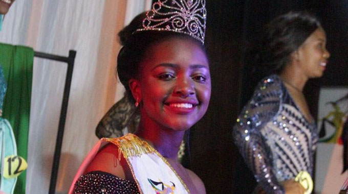 Reigning Miss Tourism Zimbabwe Tafadzwa Jaricha
