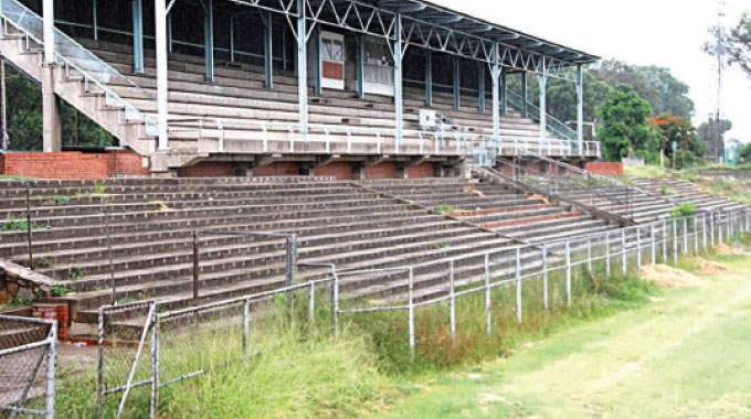 Gwanzura stadium . . . left to rot . . .