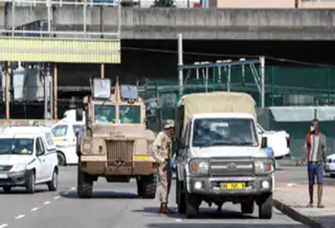 Members of the South African National Defence Force (SANDF) patrol the streets of Durban at the start of the country's Covid-19 lockdown. File photo: Leon Lestrade/African News Agency(ANA).