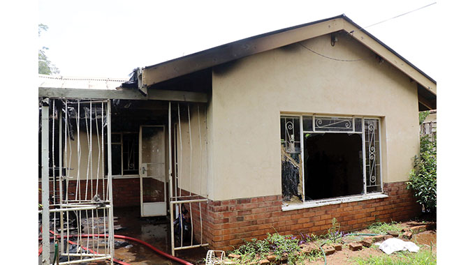 Ms Tendai Munofa (24) who was sleeping in the house woke up to billowing smoke at around 9am.