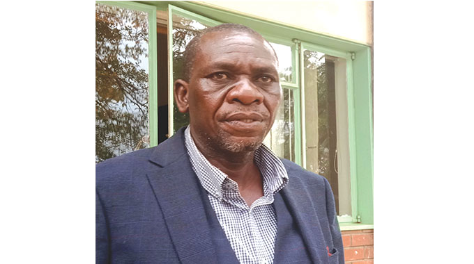 Mayor Clr Njabulo Siziba