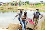 Bulawayo’s death pits…Fury as boy drowns in abandoned pit ZRP and a family member retrieve the body of a boy who drowned at a water-filled pit in Pelandaba West suburb, Bulawayo yesterday