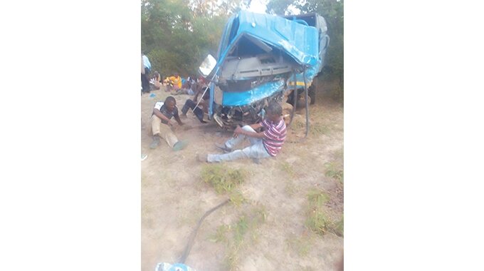 Accident scene where two people died in Insuza