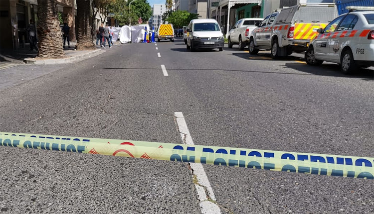 The road outside the Pepperclub Hotel in central Cape Town was closed by police on Sunday morning. Image: Aron Hyman