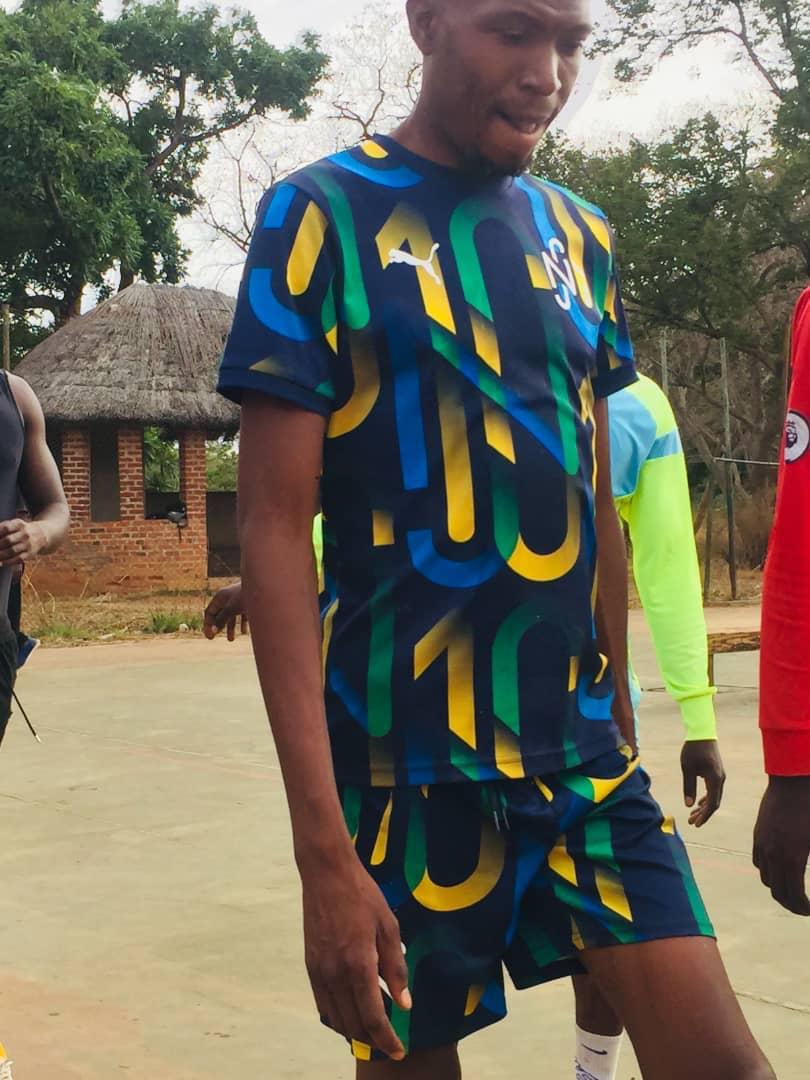 Former Warriors striker Tendai Ndoro is currently in Zimbabwe and training with Northern Region Division One side Simba Bhora.