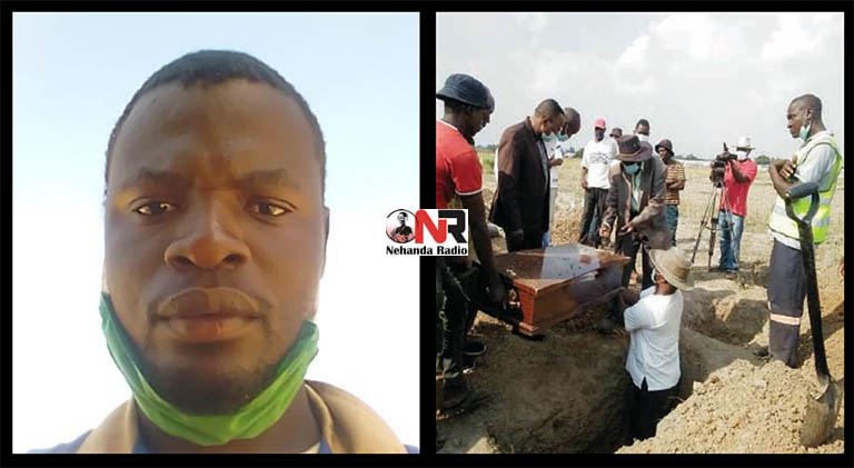 Leo Kanyimo (38) who allegedly went into a trance and axed his wife and two children to death was buried side by side next to his kids at Mutasa Cemetery in Gweru