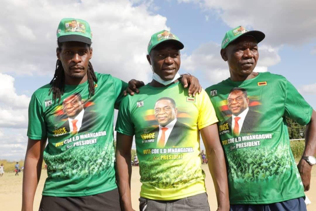 From right Brenna Msiska, Benjani Mwaruwari and Harlington Shereni.
