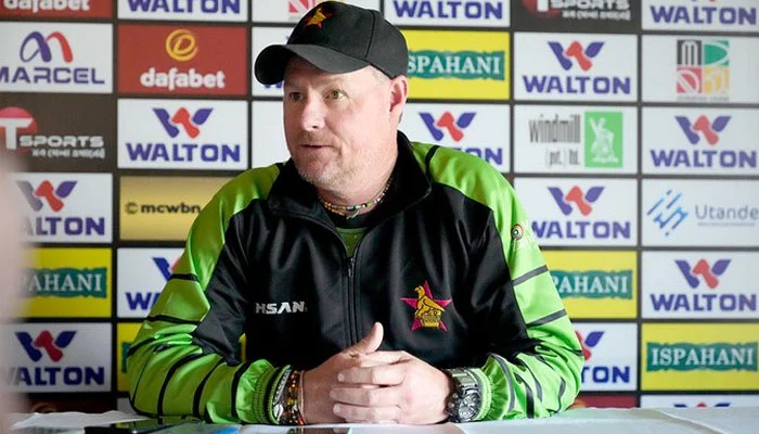 Former Proteas all-rounder Lance Klusener has left his position as Zimbabwe's batting coach with immediate effect, a week before the T20 World Cup in Australia.