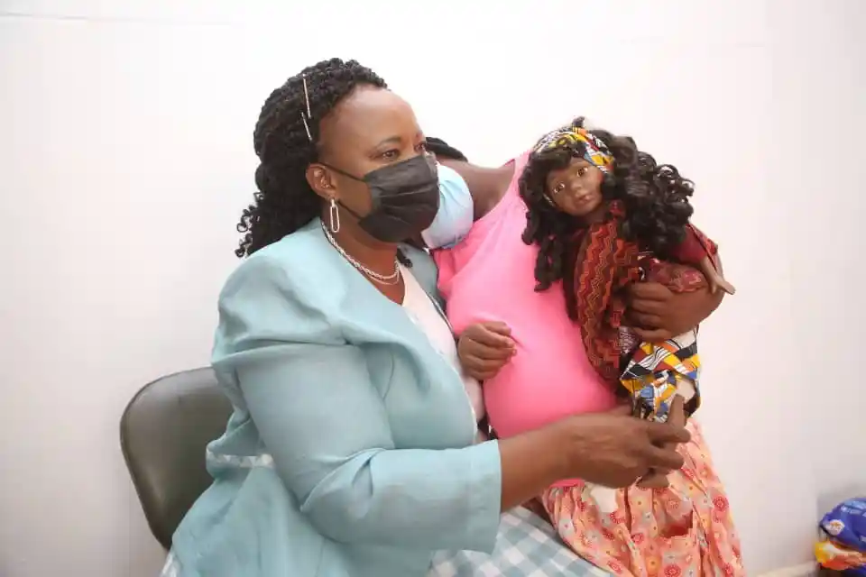 First Lady Auxillia Mnangagwa visits the 9-year-old pregnant girl from Tsholotsho