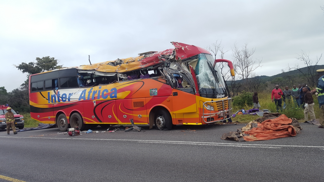 FILE PICTURE of an Inter Africa bus accident that killed 5 people near Odzi on the Harare-Mutare Highway in April 2017