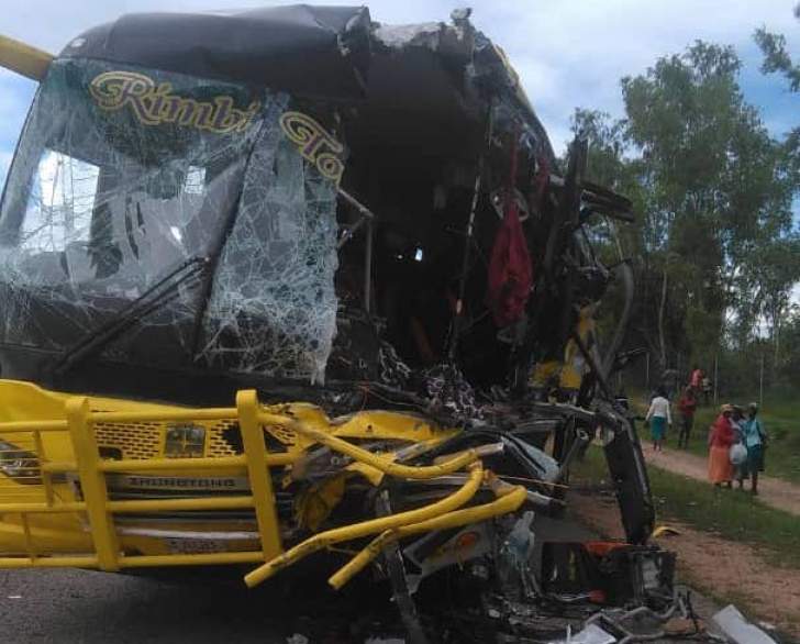 When the Zebra Kiss bus overtook a Tipper vehicle, the Rimbi bus driver did not have time to react and hit the truck’s loading box, killing his conductor on the spot.