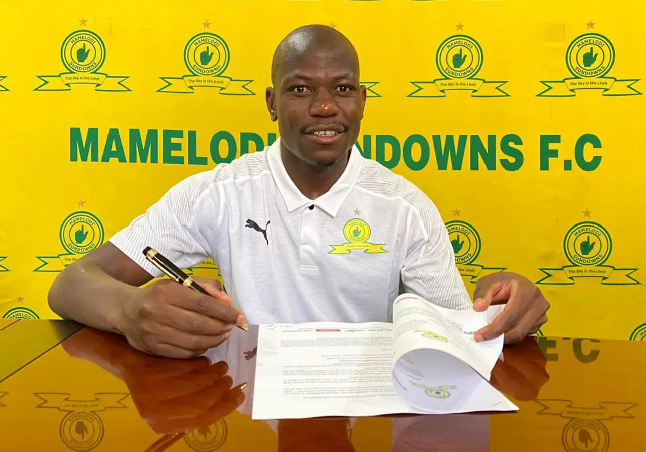 Legendary Mamelodi Sundowns midfielder Hlompho Kekana (Picture via Mamelodi Sundowns FC)
