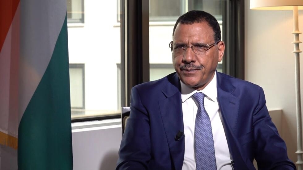 Niger President Mohamed Bazoum during an appearance on France 24 (Picture via France 24)