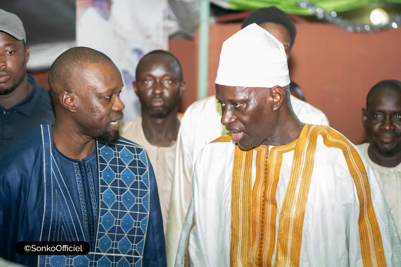 Senegalese opposition leader Ousmane Sonko (left) (Picture via Facebook - SonkoOfficiel)