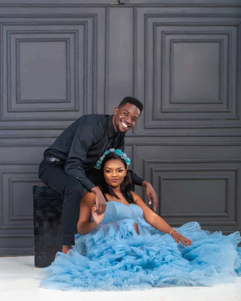 Jah Signal had a rare treat for his fans as he made the announcement that he and his wife are expecting (Pictures via Instagram - jahsignal)