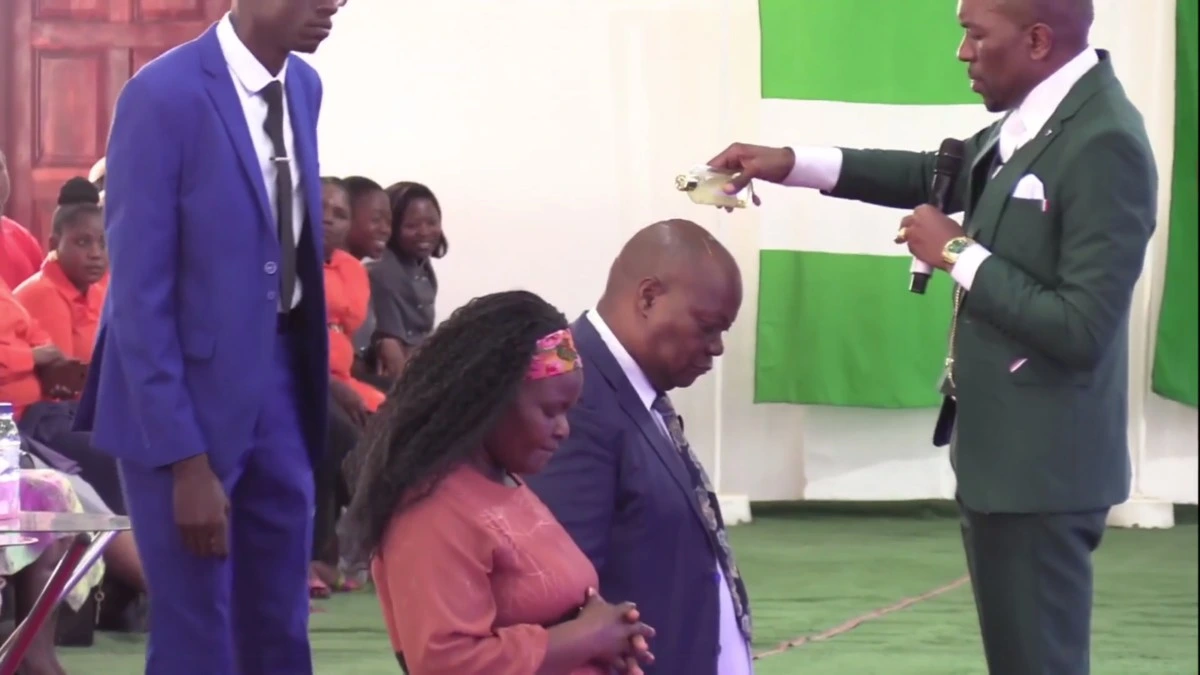 Bulawayo based Prophet Blessing Chiza has told Job Sikhala to stop wearing suits and claimed that the former opposition MP was being inspired by the spirit of the late former South African President and anti-apartheid activist Nelson Mandela.