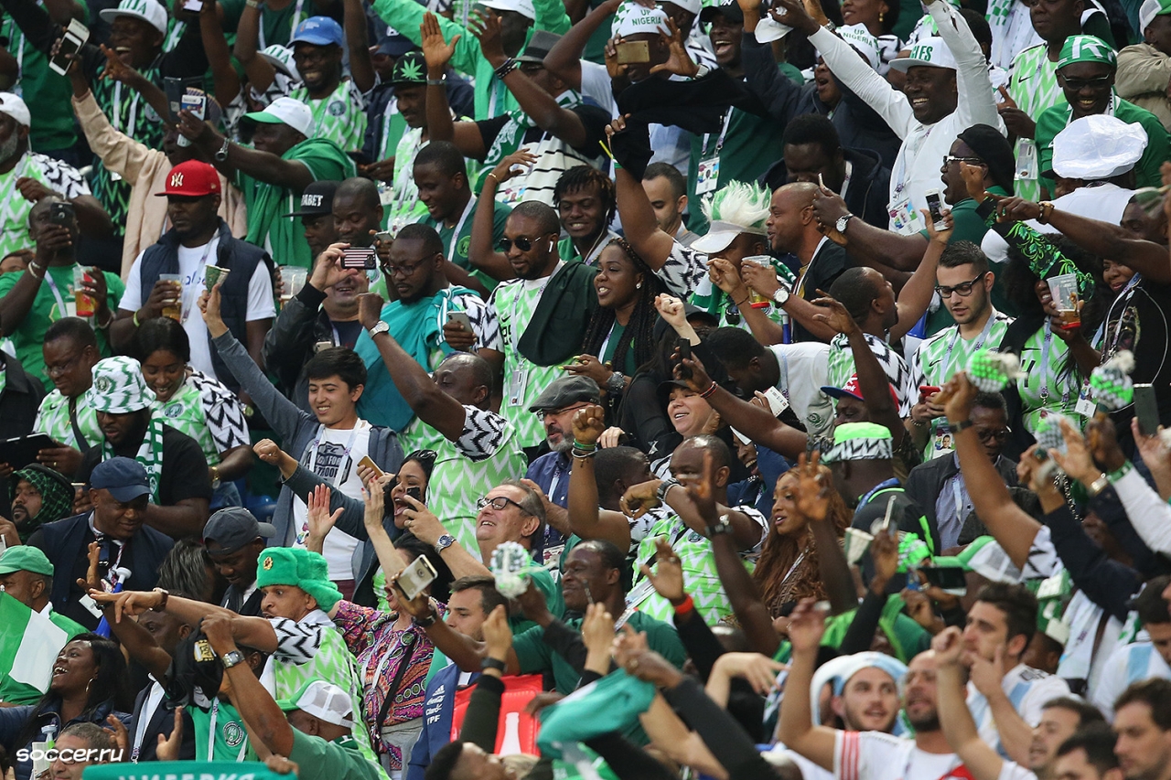 Nigerian fans during a match between Nigeria and Argentina at the World Cup in Russia, 26 June 2018 (Picture via Кирилл Венедиктов, CC BY-SA 3.0 GFDL, via Wikimedia Commons)