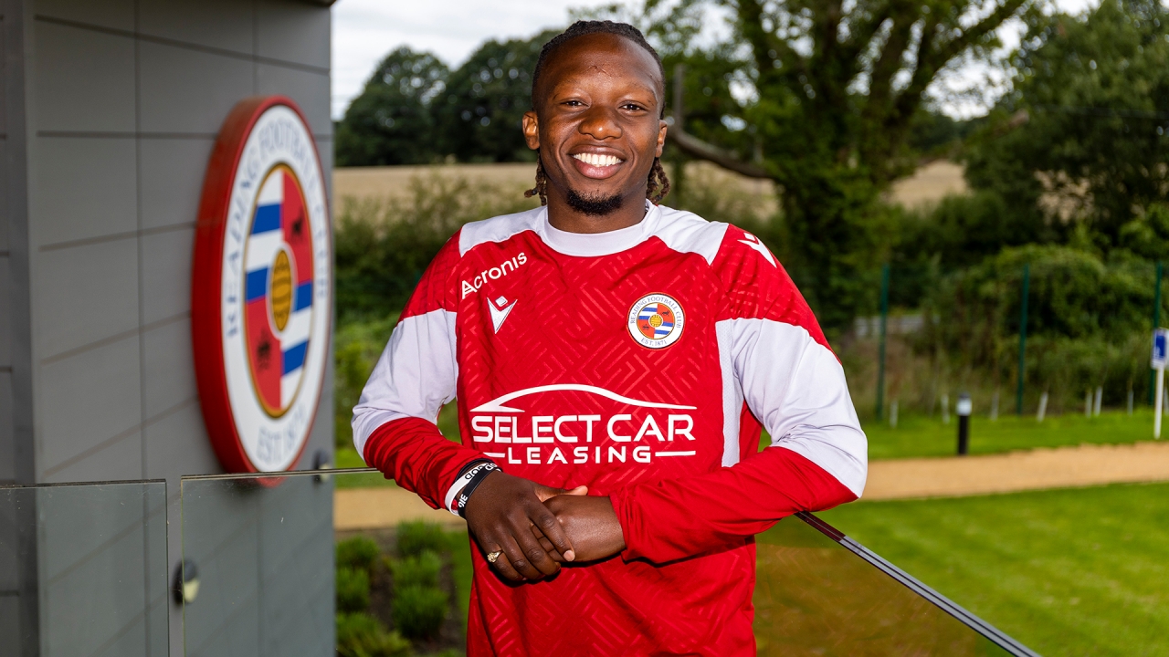 Zimbabwe Warriors midfielder Tivonge Rushesha after joining Reading FC in the summer last year (Picture via Reading FC)