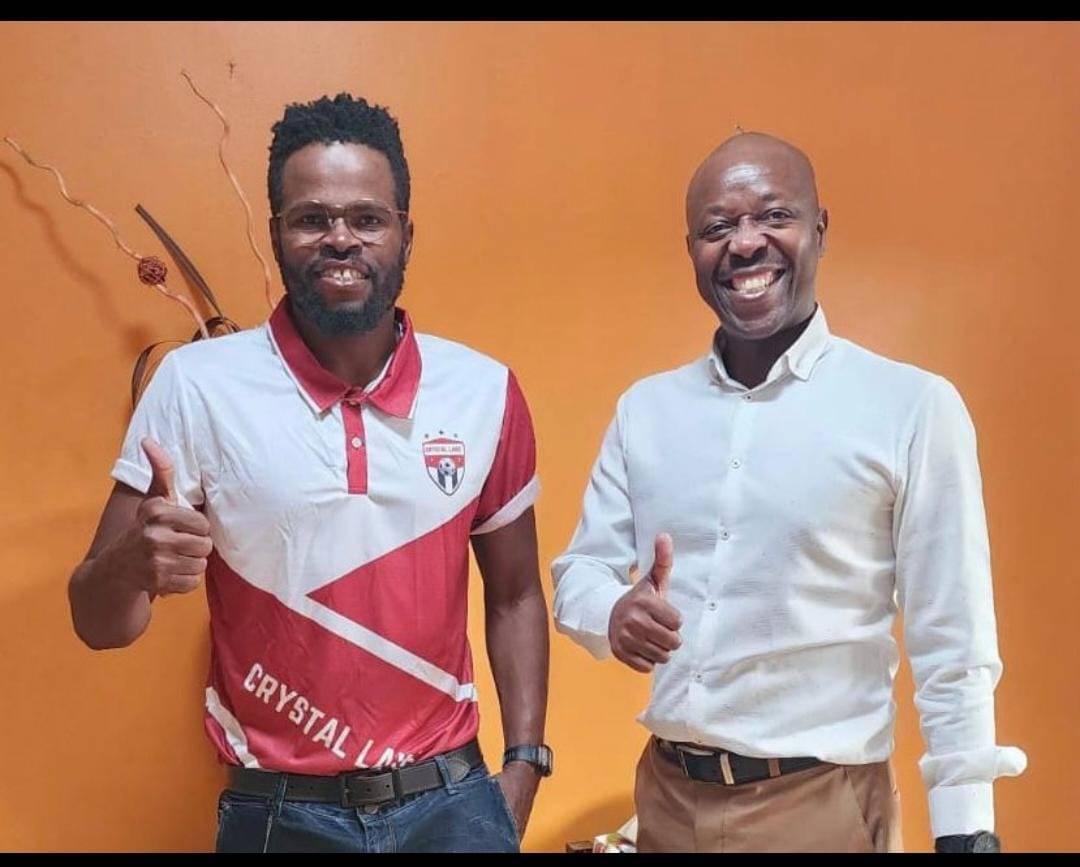 Former Zimbabwe senior national team skipper Willard Katsande has joined South Africa's lower league outfit Crystal Lake FC's technical team. (Picture via Facebook - Crystal Lake FC)